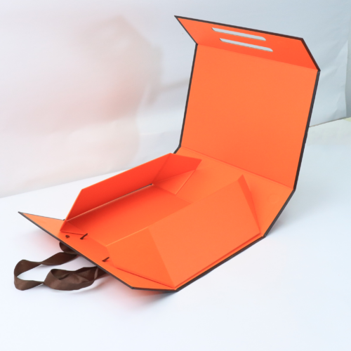 Luxury Foldable Magnetic Apparel Box with Ribbon Handle