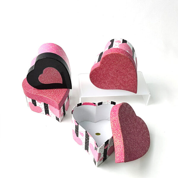 Nested Heart-Shaped Candy Gift Boxes with Glitter Lids Set3 Nested Heart-Shaped Candy Gift Boxes with Glitter Lids Set